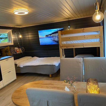 Kveldsro Cabin In Nice Surroundings Kristiansand Exterior photo